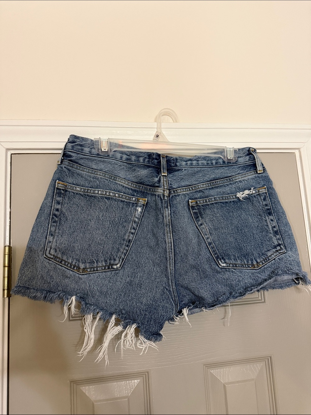 Agolde Vintage Wash Distressed Denim Shorts in Blue - Picture 4 of 6